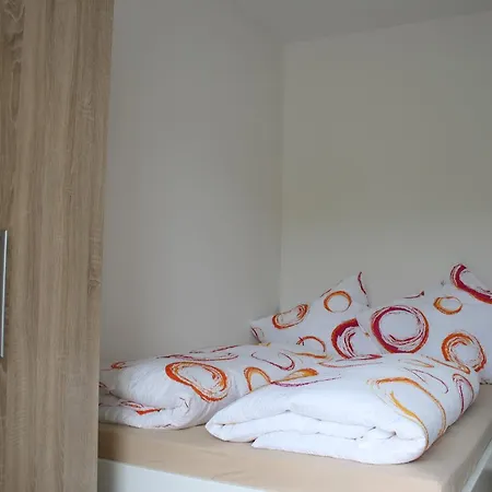 Wein-quartier Leo Pazen 3*