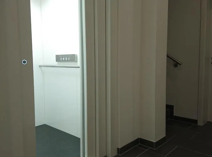 Wein-quartier Leo Pazen Alojamento de Acomodação e Pequeno-almoço 3*