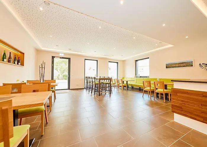 Wein-quartier Leo Pazen Alojamento de Acomodação e Pequeno-almoço 3*