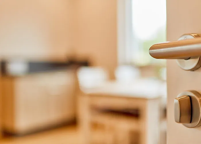 Wein-quartier Leo Pazen Alojamento de Acomodação e Pequeno-almoço Zeltingen-Rachtig