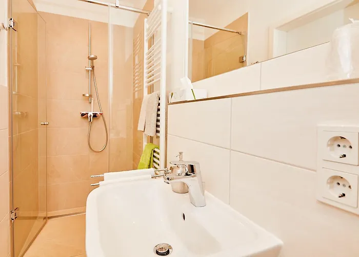 Wein-quartier Leo Pazen 3*