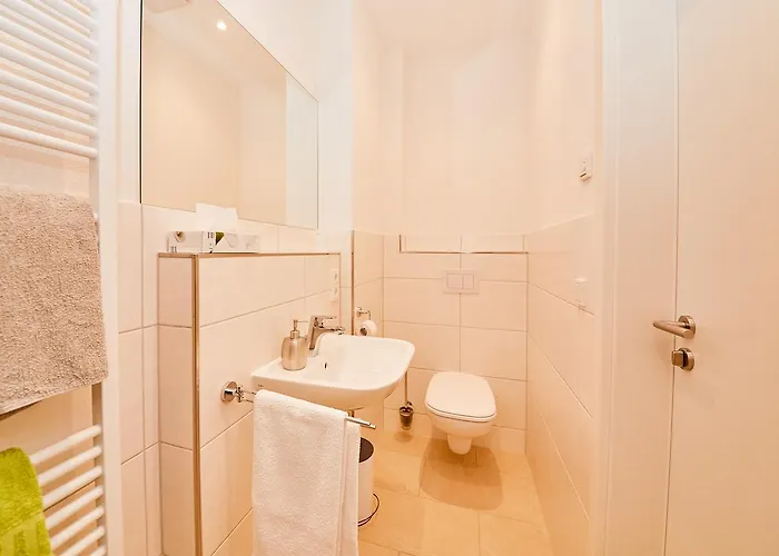 Wein-quartier Leo Pazen